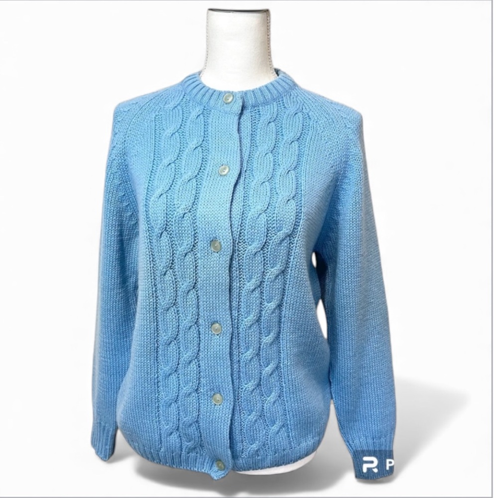 Vintage 100% Wool Cardigan Sweater Made Expressly For Woodward’s - 38 EU